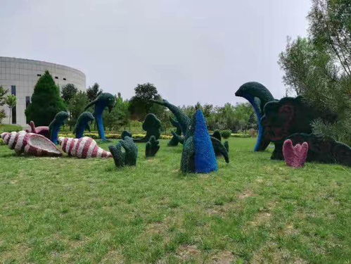 节庆绿雕 园林景观中的艺术与自然融合